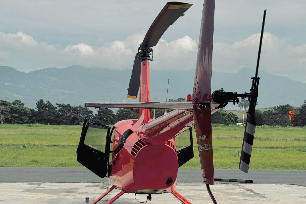 Robinson R44