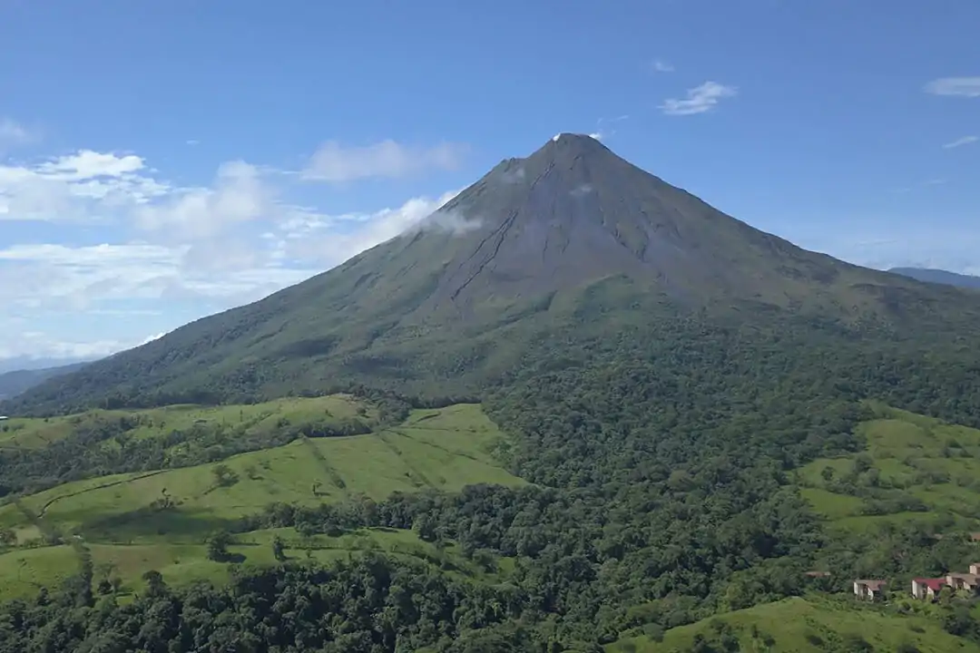 Rainforest and volcano tour